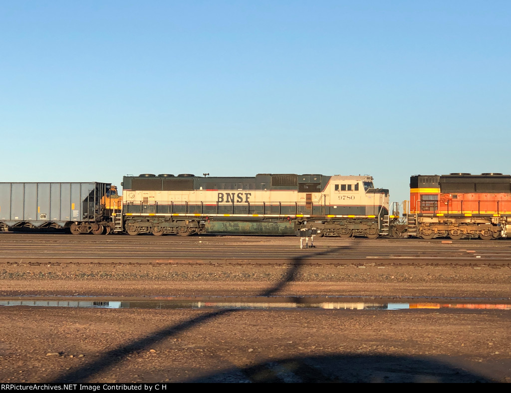 BNSF 9780